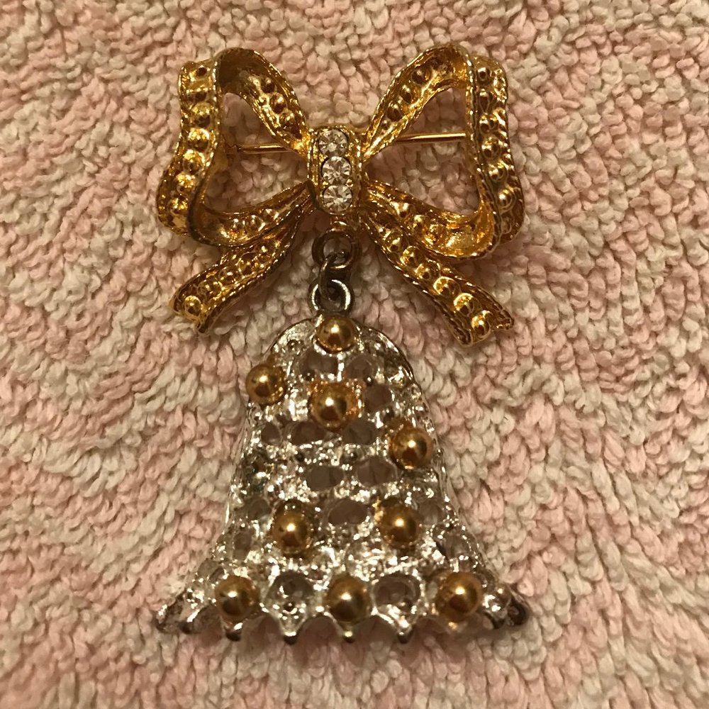 VTG CHRISTMAS Gold + Silver Tone Bell w/ Bow